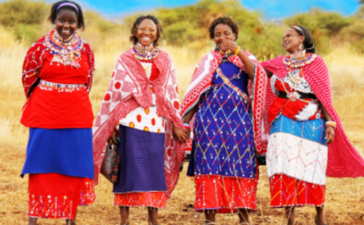 マサイ族アクセサリー作り